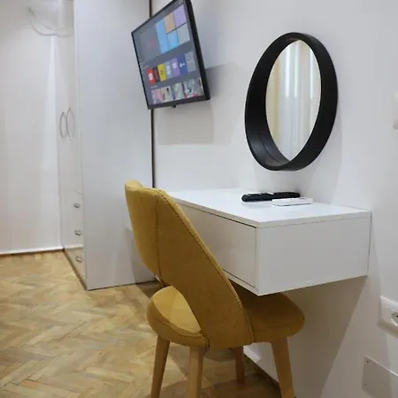 Noel City Centre Apartment Berat Exterior photo