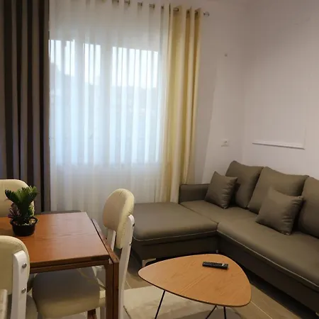 Noel City Centre Apartment Berat Exterior photo