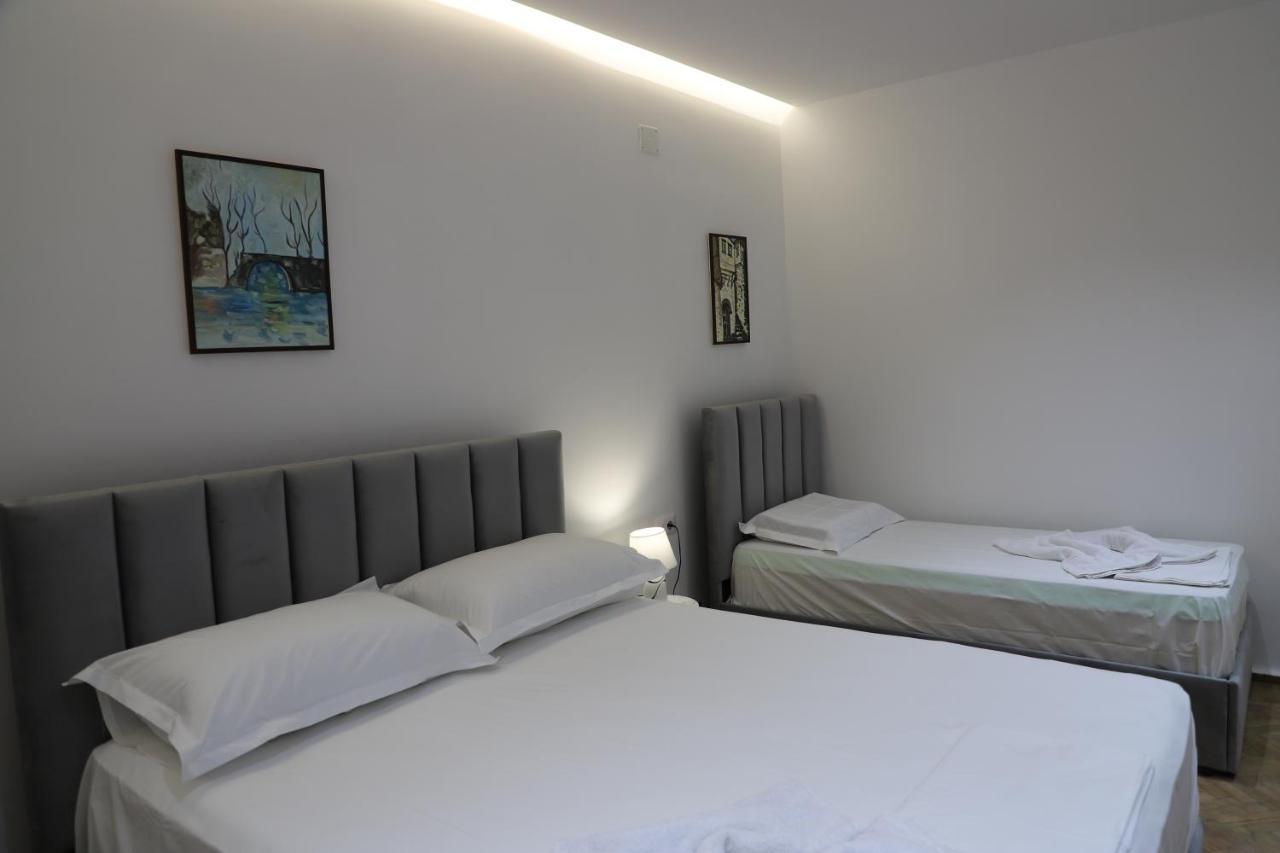 Noel Centre Berat