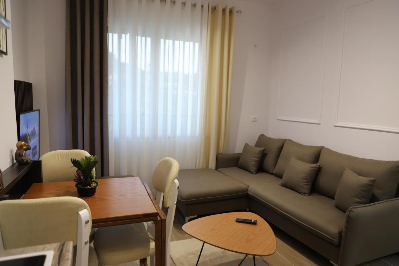 Noel Centre Berat